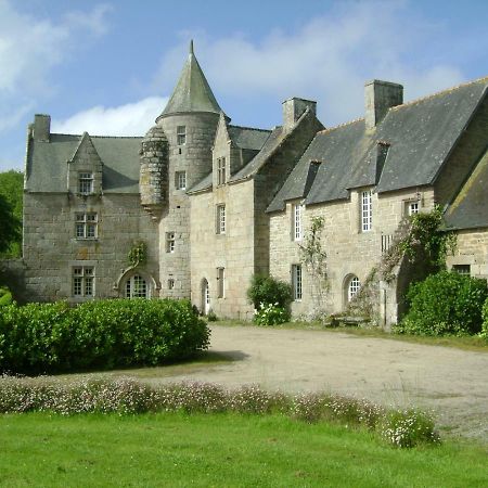 PloubezreManoir De Kerguereon住宿加早餐旅馆 外观 照片