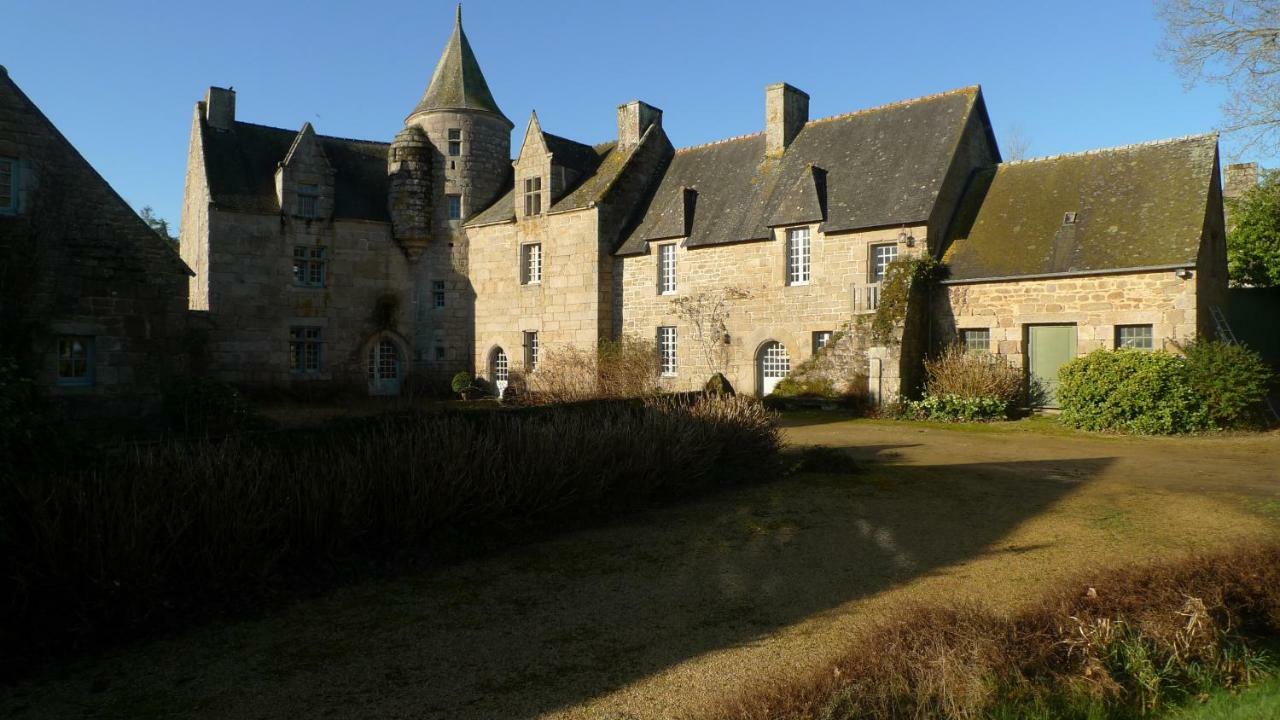 PloubezreManoir De Kerguereon住宿加早餐旅馆 外观 照片